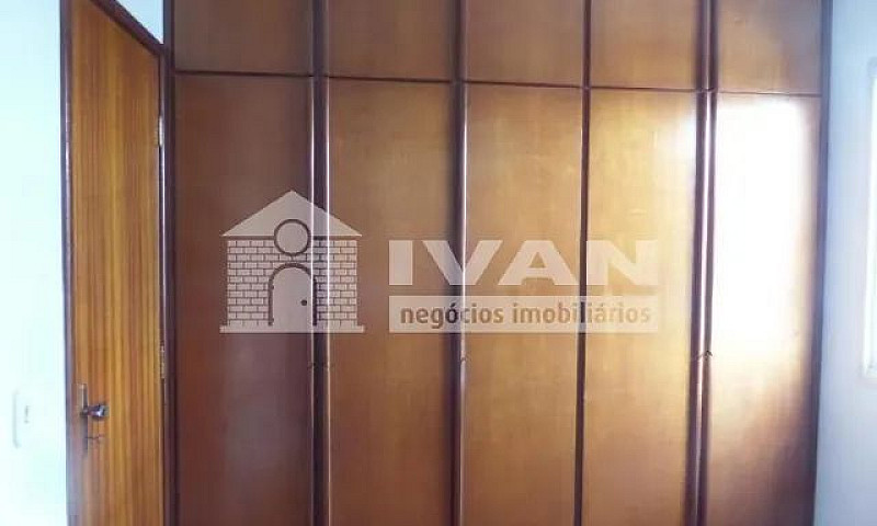 Apartamento Padrão E...