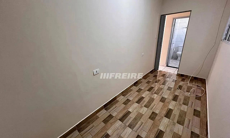 Casa Com 2 Dormitóri...