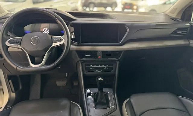 Volkswagen Taos Comf...