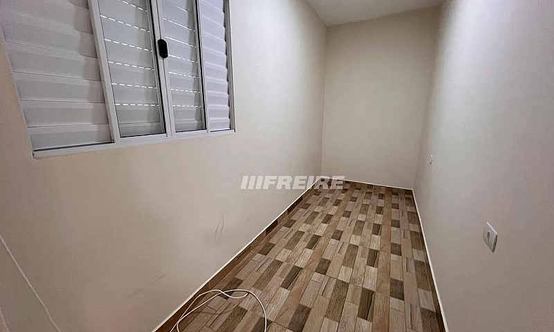 Casa Com 2 Dormitóri...