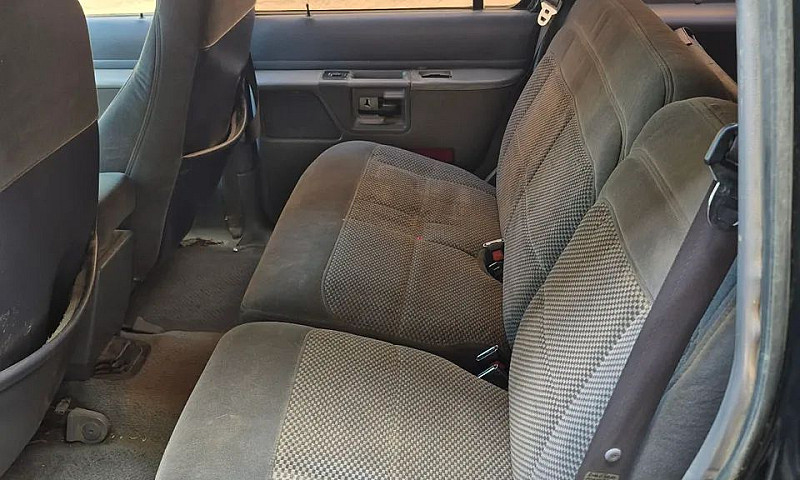 Ford Explorer Xlt 4X...