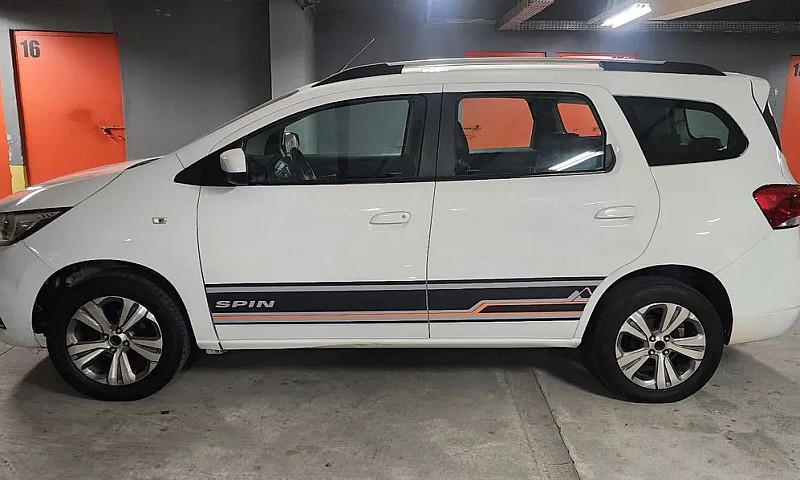 Chevrolet Spin Premi...