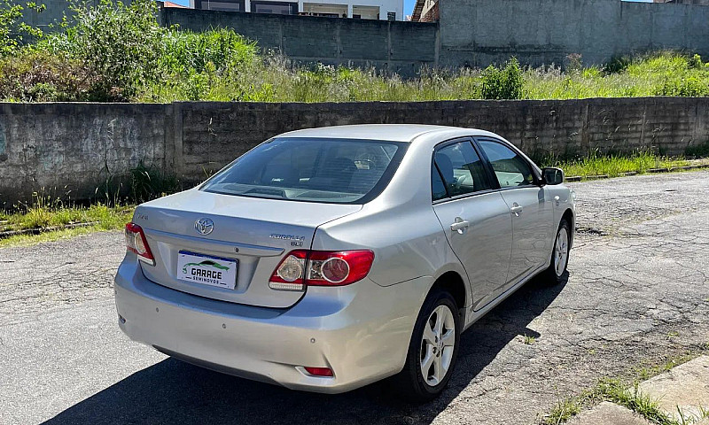 Toyota Corolla 1.8 G...