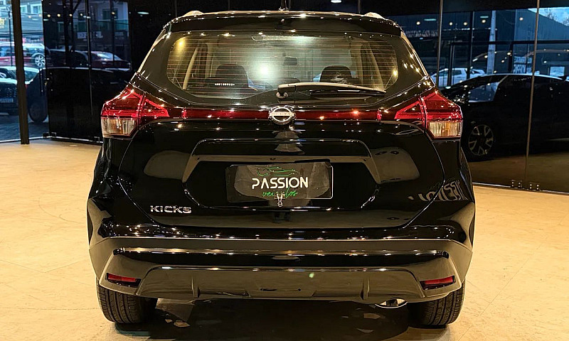 Nissan Kicks Sense 1...