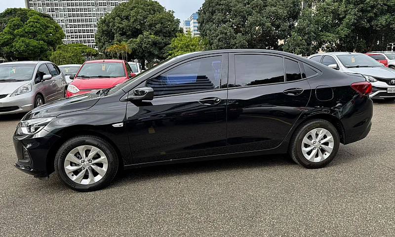 Chevrolet Onix Plus ...