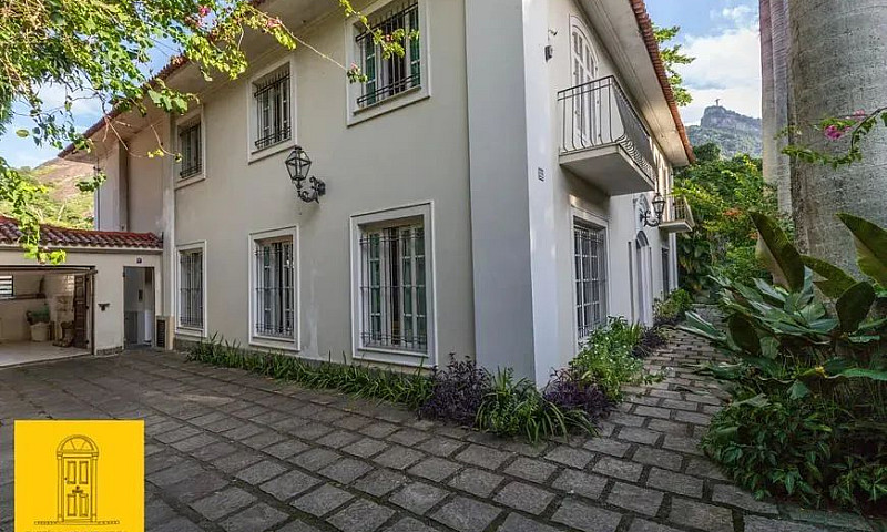 Casa Com Jardim E Vi...