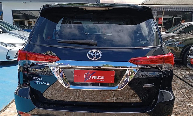 Toyota Hilux Sw4 Sr ...