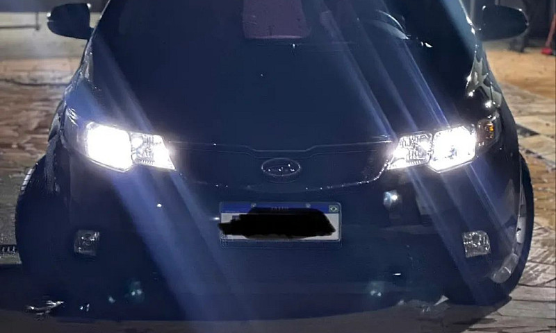 Kia Motors Cerato 1....