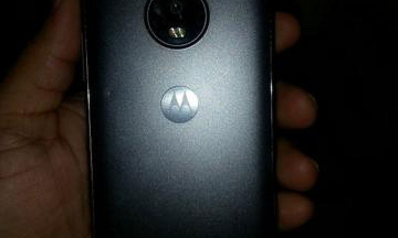 Moto G5...