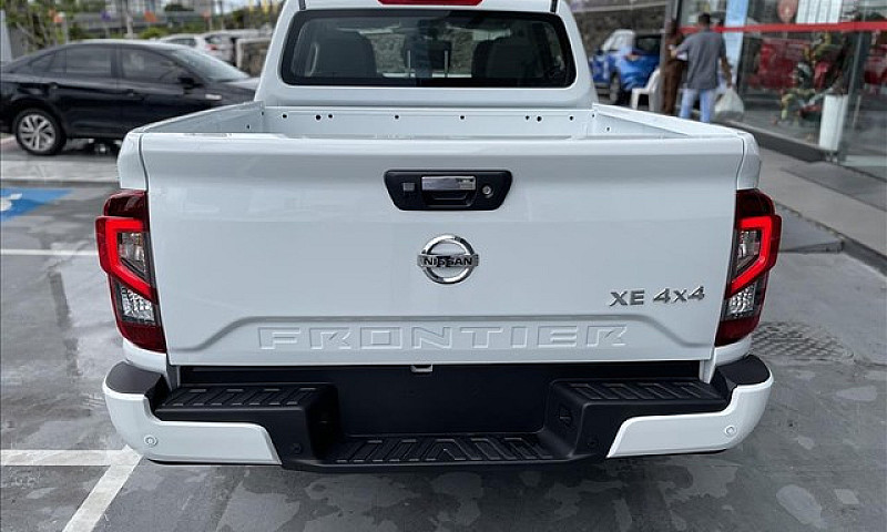 Nissan Frontier 2.3 ...