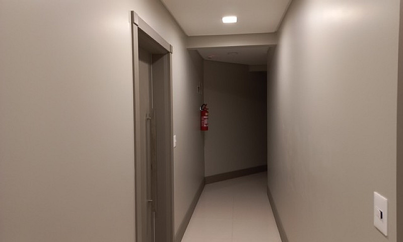 Uma Quadra Do Mar,Na...