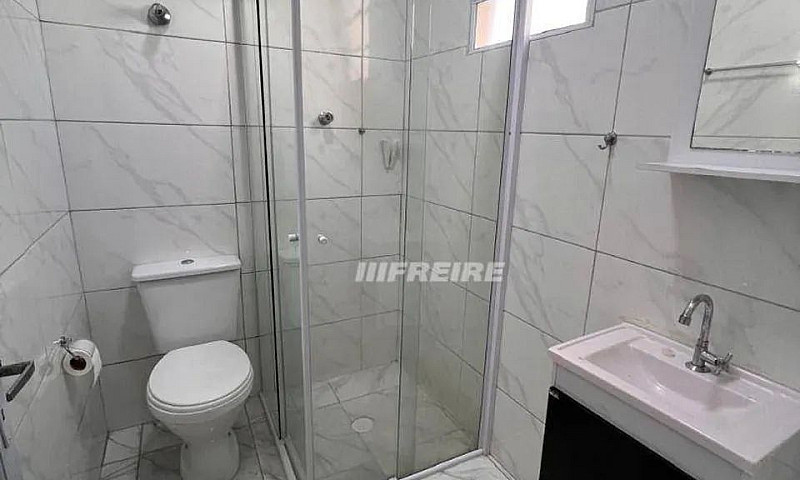 Casa Com 2 Dormitóri...