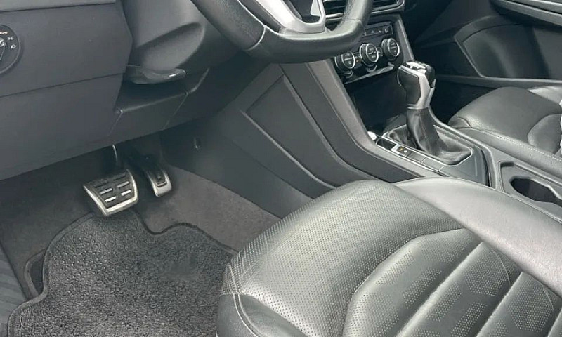 Vw Taos Com Teto Imp...