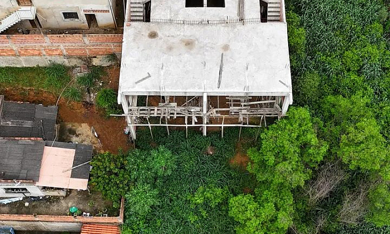 Casa Em Construção C...