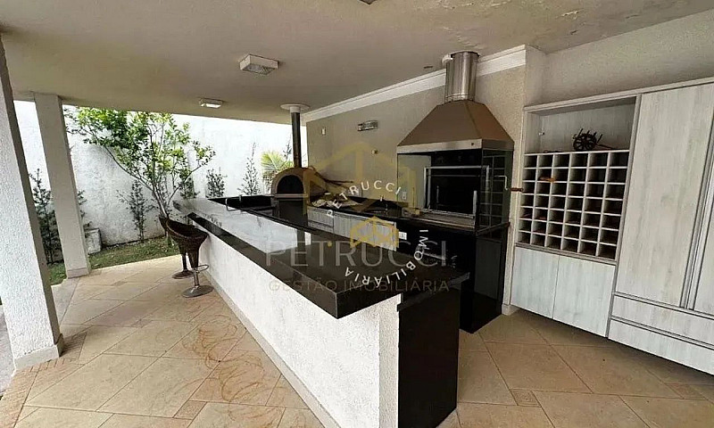 Casa Residencial À V...