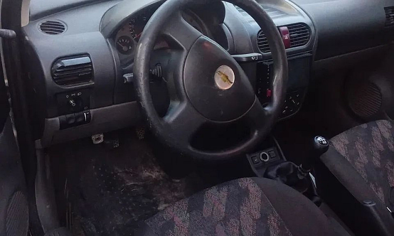Chevrolet Corsa Seda...