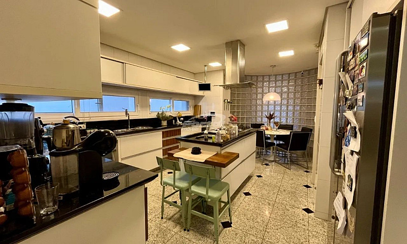Casa Disponível Para...