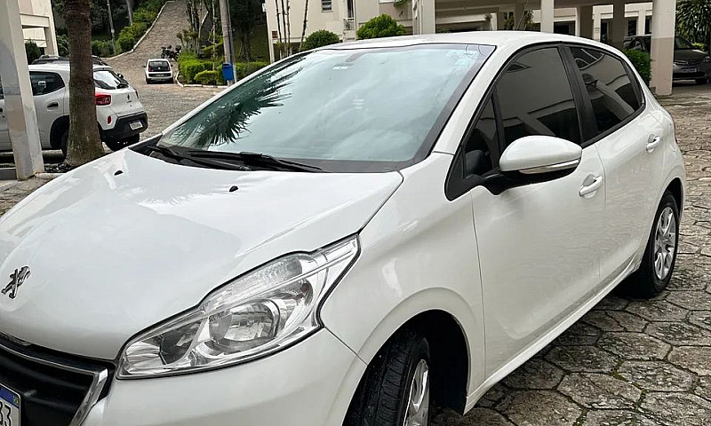 Peugeot 208 Active/A...