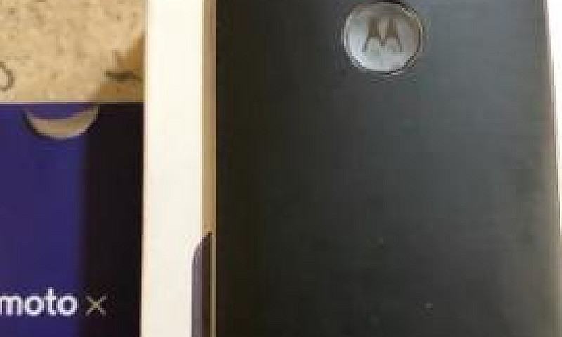 Moto X2...