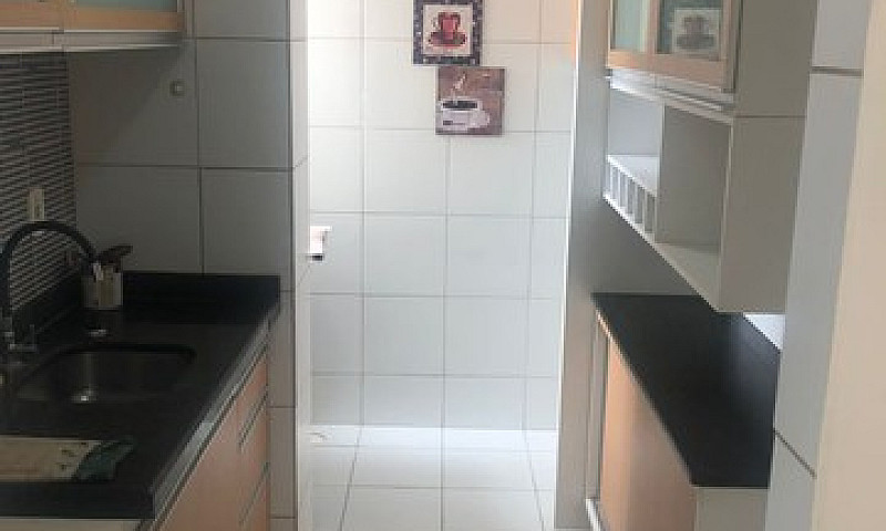 Apartamento Com Móve...