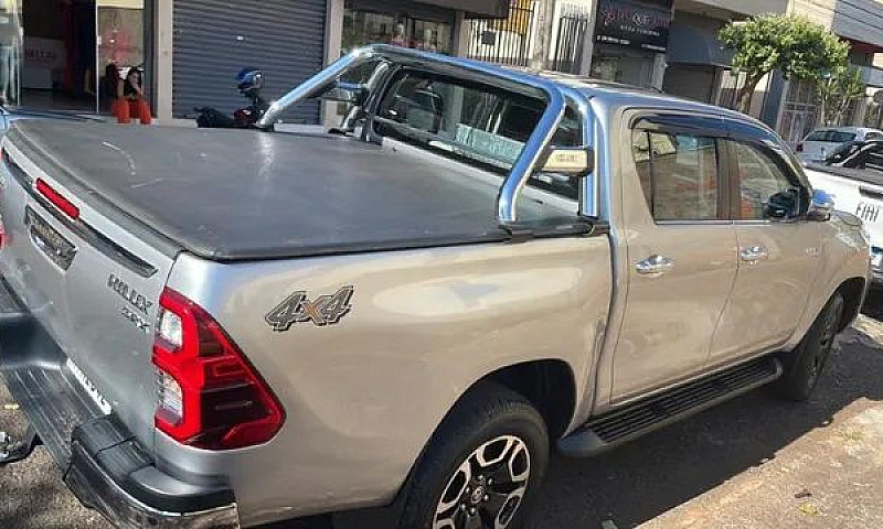 Hilux Prata ...