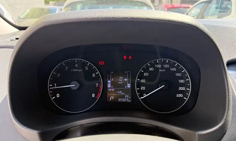 Hyundai Creta Attitu...