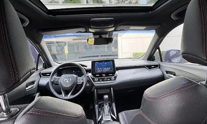 Toyota Corolla Altis...