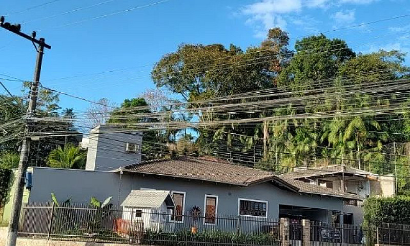 Linda Casa Plana Com...