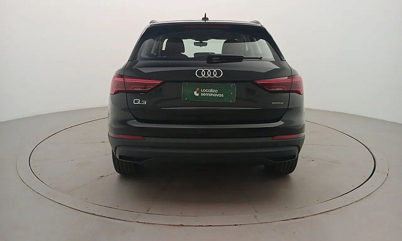 Audi Q3 Prestige 2.0...