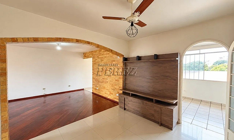 Casa À Venda E Locaç...