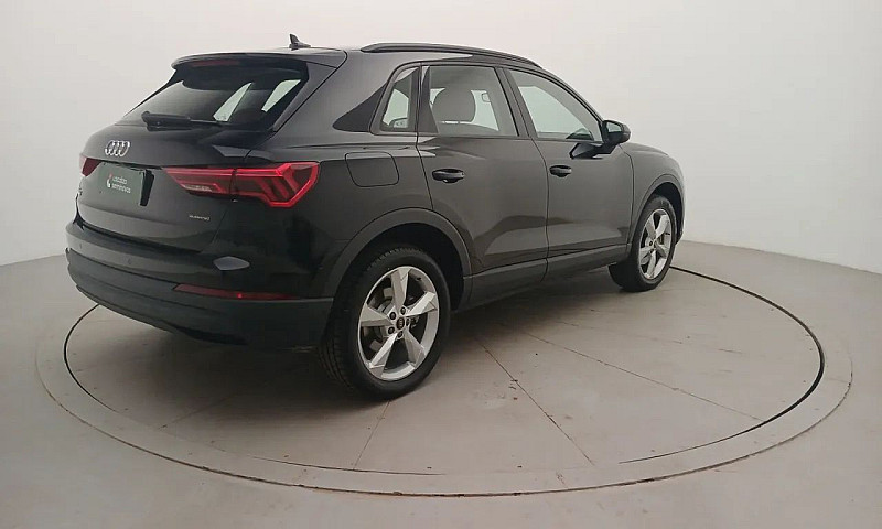 Audi Q3 Prestige 2.0...