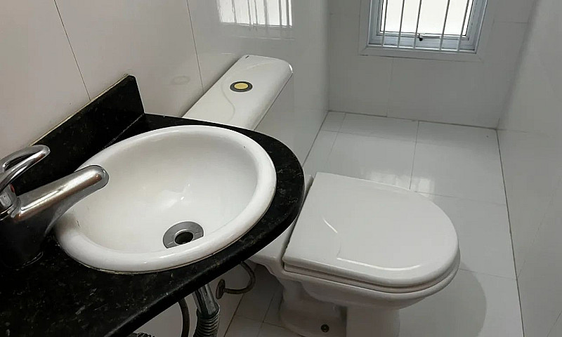 Casa Para Venda E Lo...