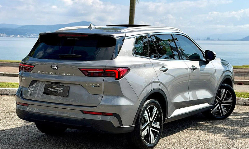 Ford Territory Titan...