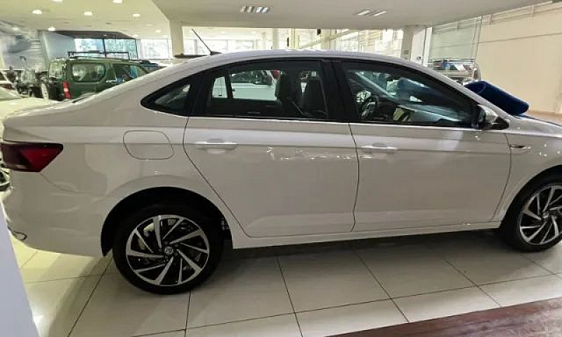 Volkswagen Virtus Hi...