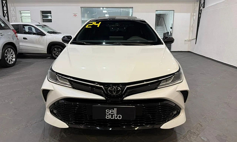 Toyota Corolla Cross...