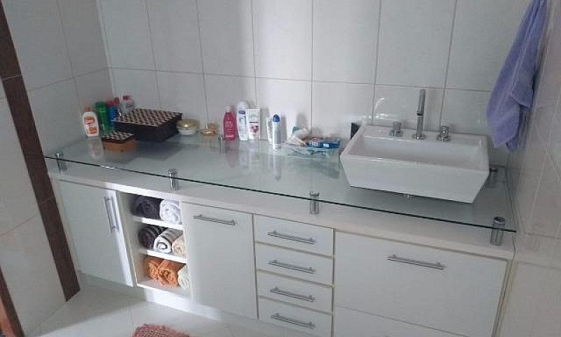 Sobrado Em Nova Odes...