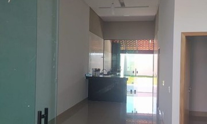 Casa  Com 3 Quartos ...