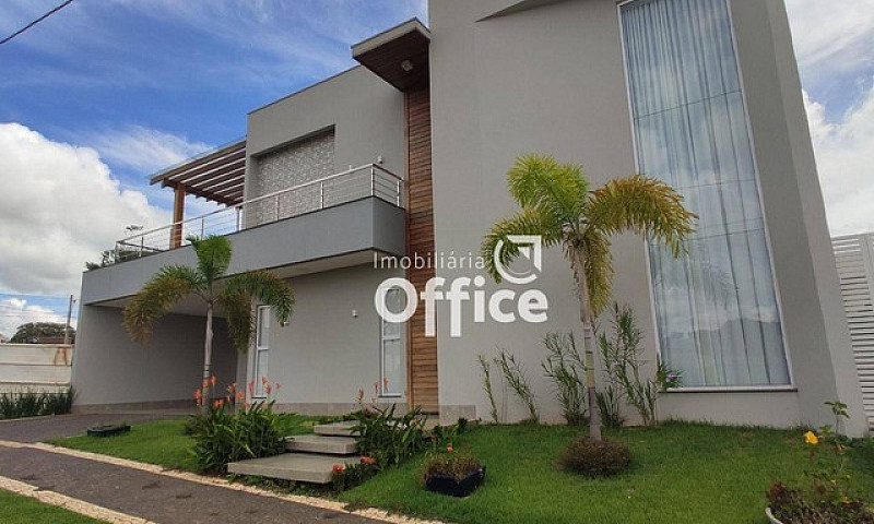 Casa Com 4 Suítes À ...