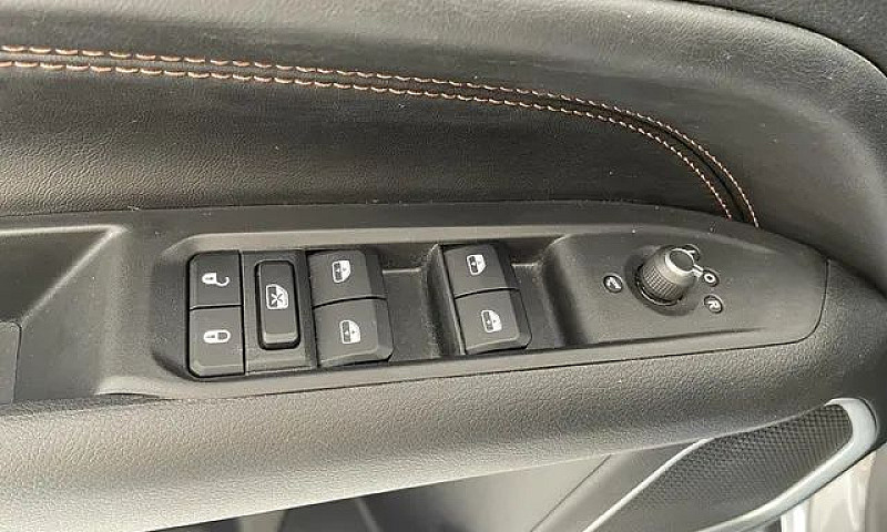 Jeep Commander 1.3 T...