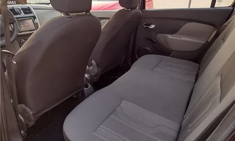 Renault Logan 2019 1...