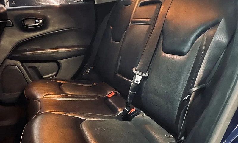 Jeep Compass Longitu...