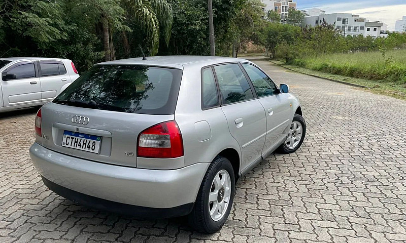 Audi A3 1.8 5P Mec. ...