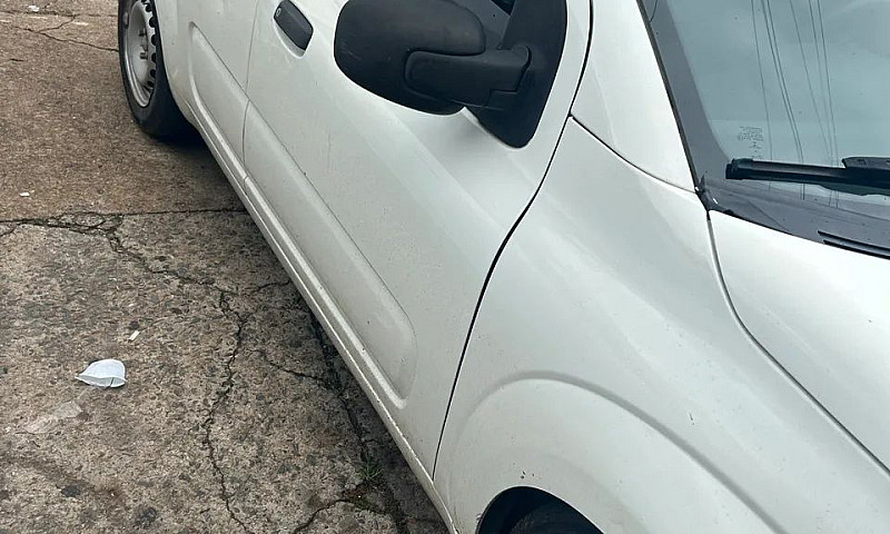 Fiat Uno Drive 1.0 F...