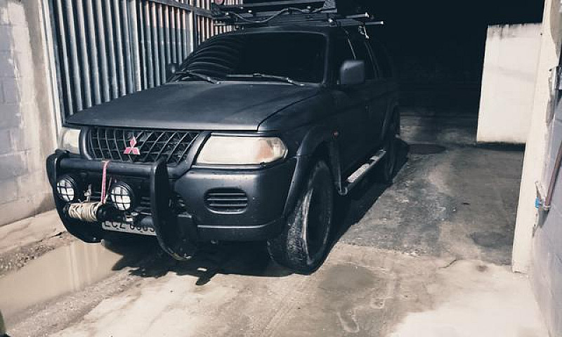 Pajero Sport...