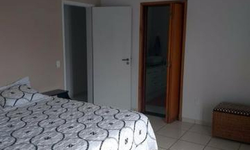 Sobrado Em Nova Odes...