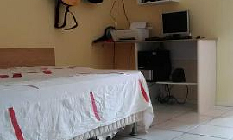 Casa No Condomínio F...