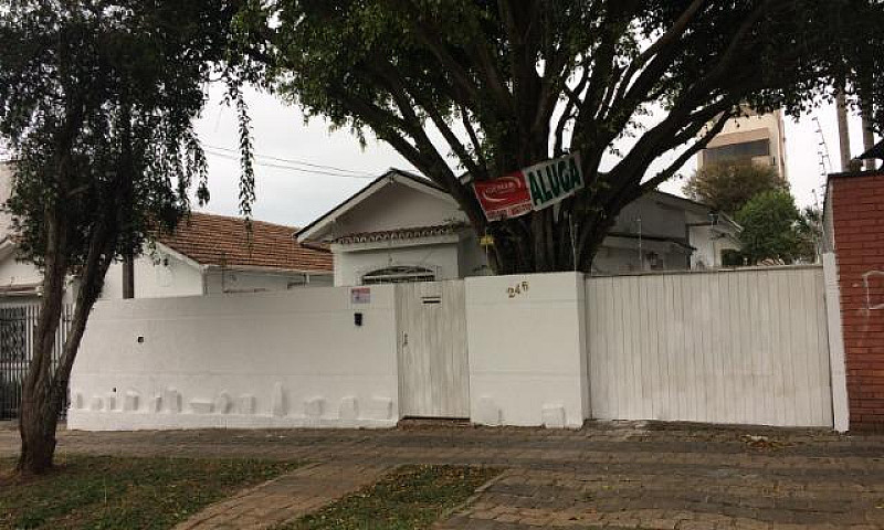 Casa Residencial E C...