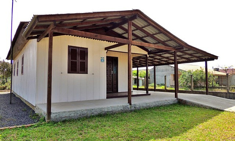Casa Com 2 Dormitóri...
