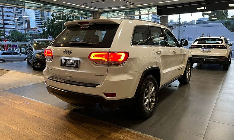 Grand Cherokee Lared...