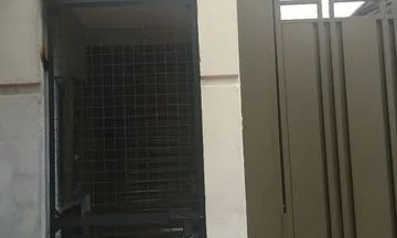 Alugo Edicula...